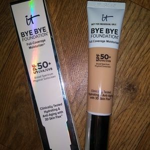It Cosmetics full coverage moisturizer